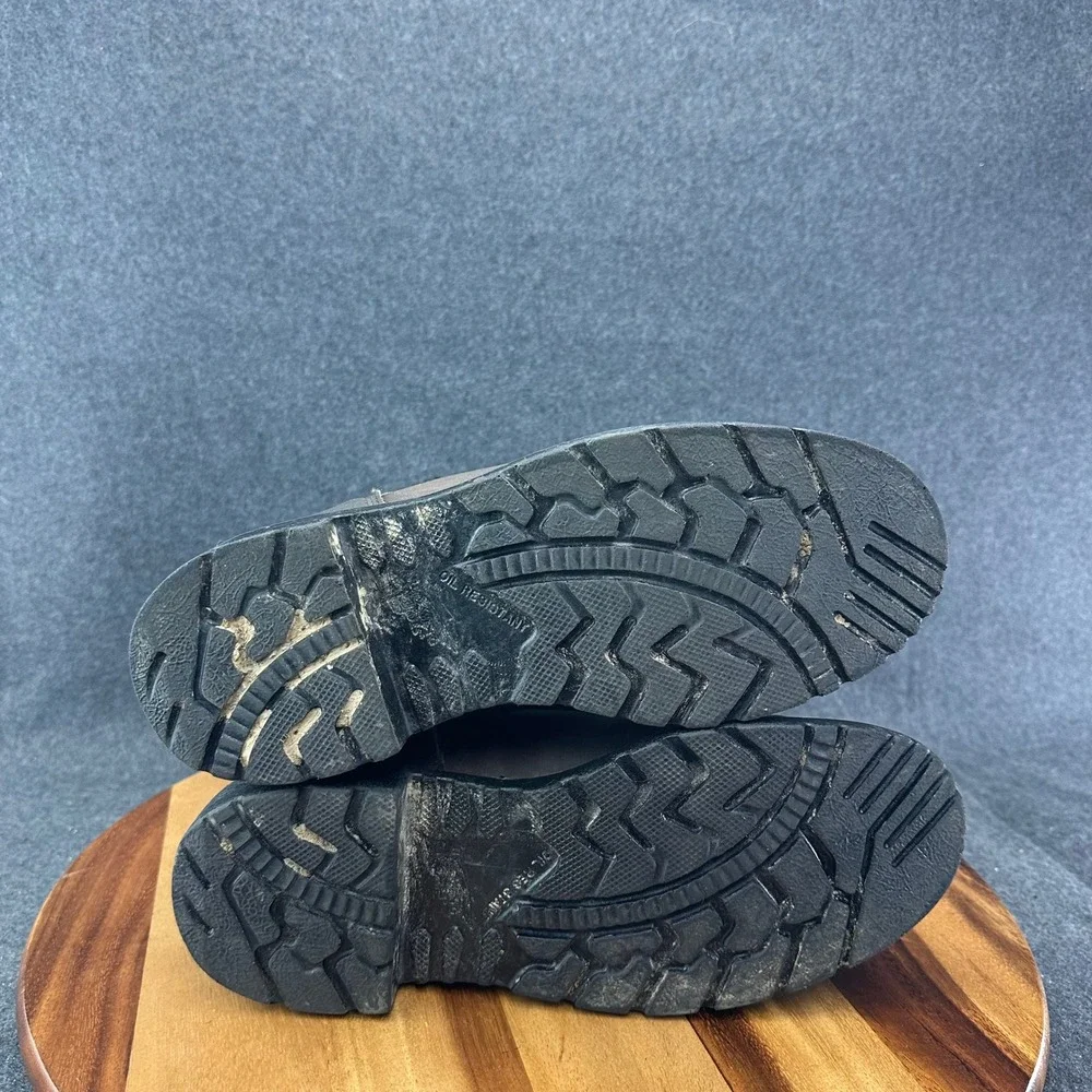 Red Wing 8 Inch Boots Men display picture 3